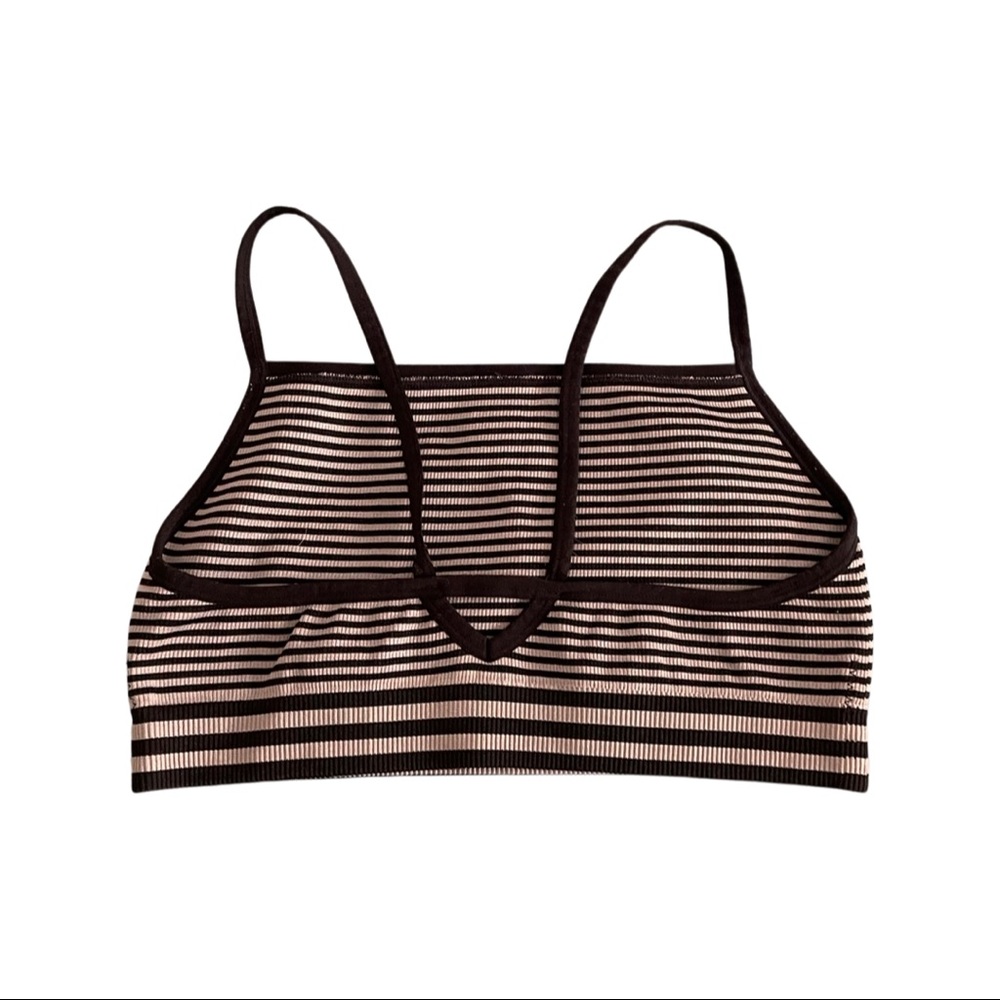 Sports-bra crop top